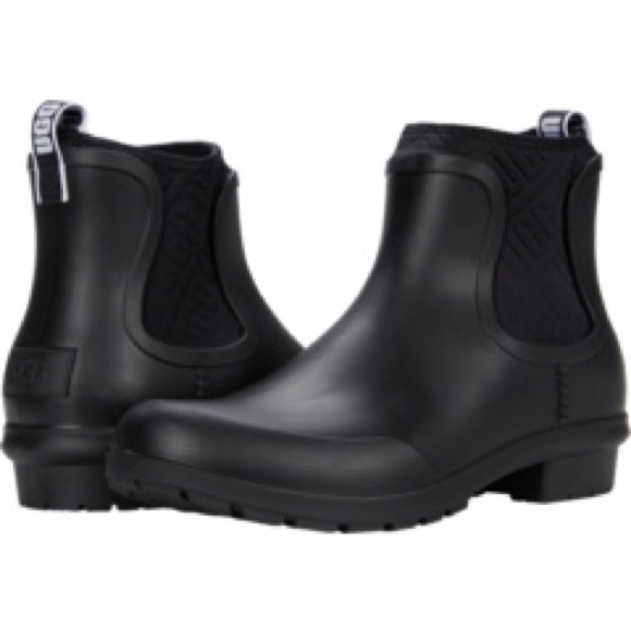 UGG Shoes - UGG Chevron Boots Black